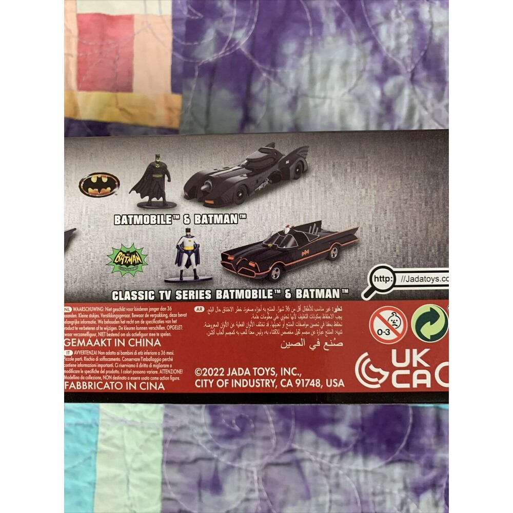 NEW Jada Toys 31703 Batman Classic 1966 TV BATMOBILE 1:32 Scale Vehicle & Figure - Picture 7 of 7
